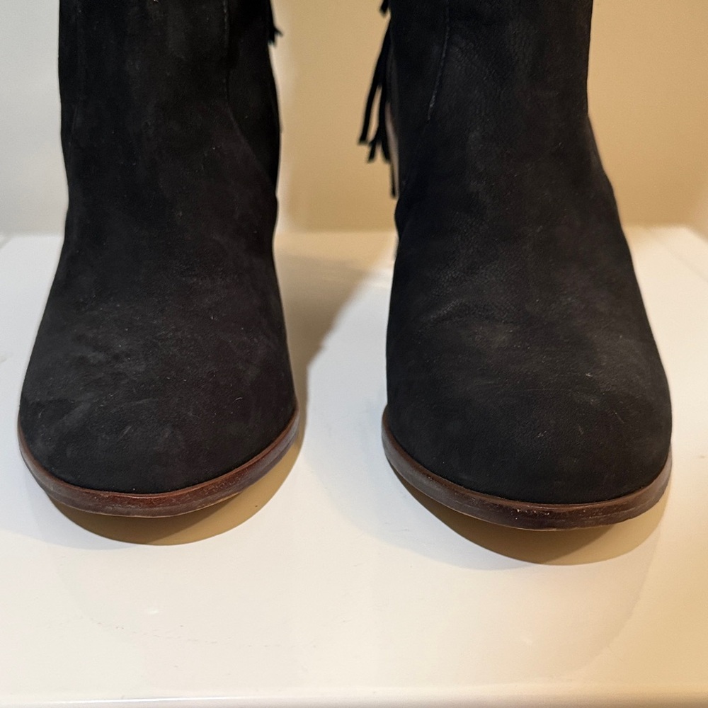 Gianni Bini Women's Black Suede Knee High Fringe Boots Size 8 - Picture 4 of 16